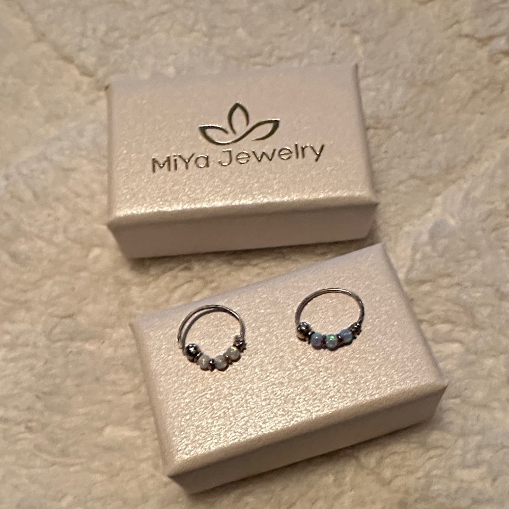 Miya Jewelry Silver and Blue Gemstone Rings - Picture 1 of 1